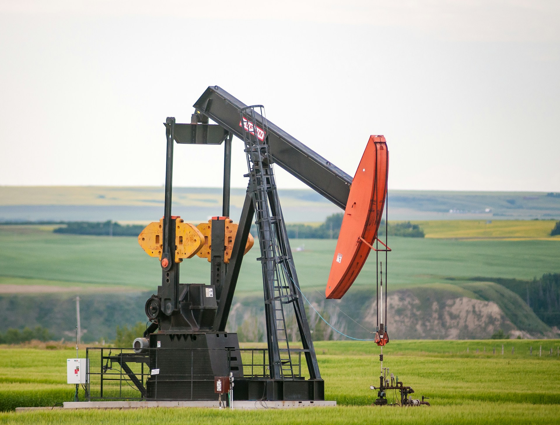 Global Oil Exploration Platform